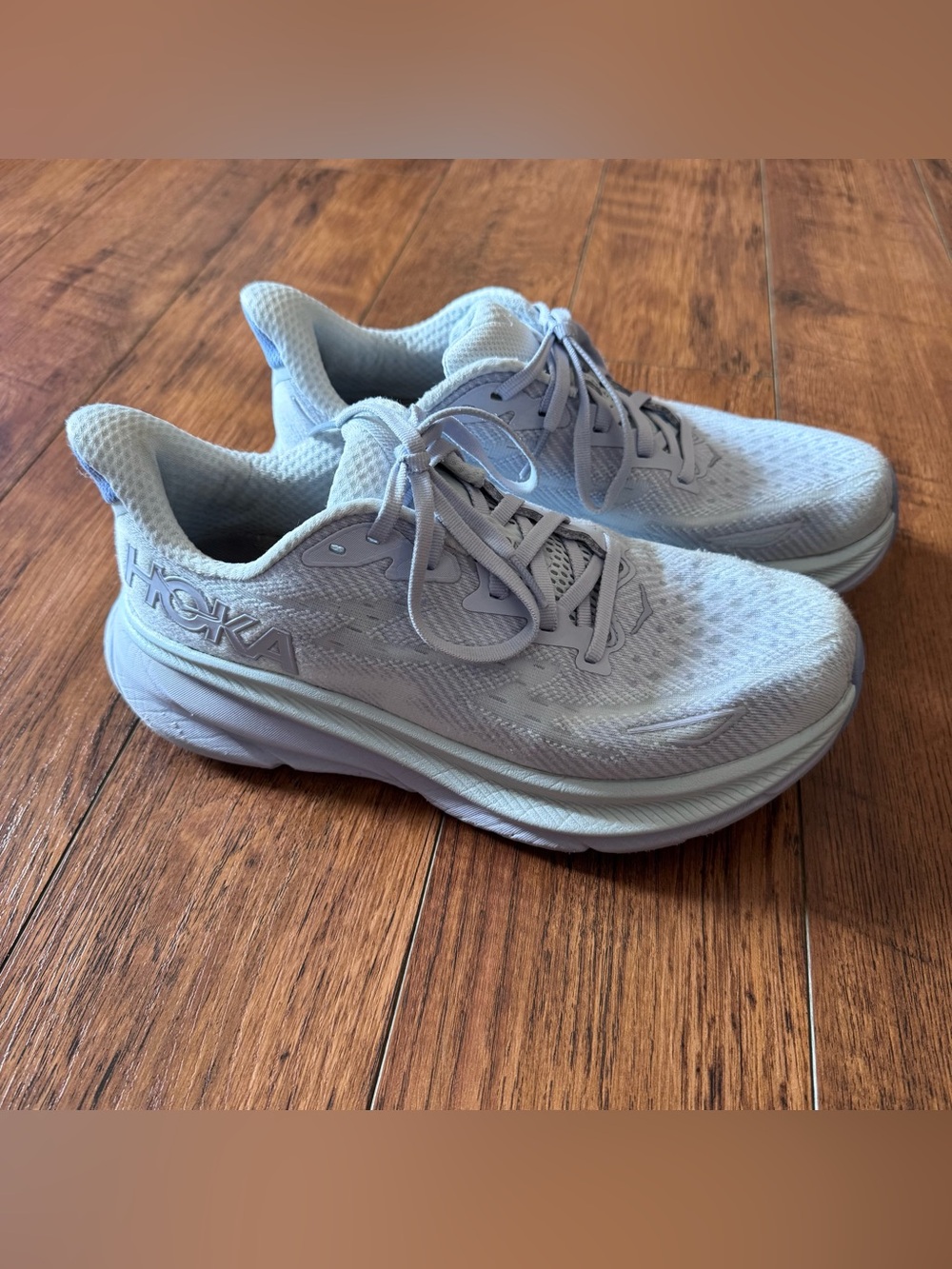 Hoka One One Clifton 9 Running Shoes Sneakers Blue/Green Woman’s Size 8.5